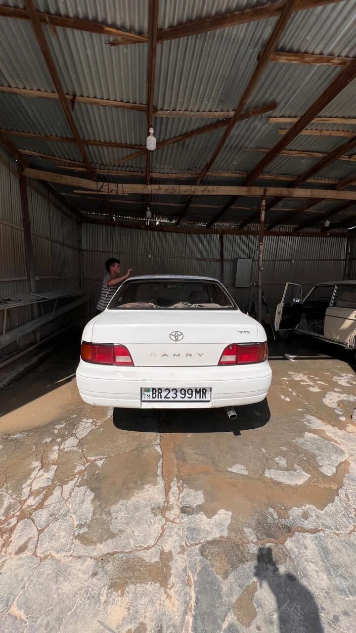 Toyota Camry 1994 - 70 000 TMT - Тагтабазар - img 9