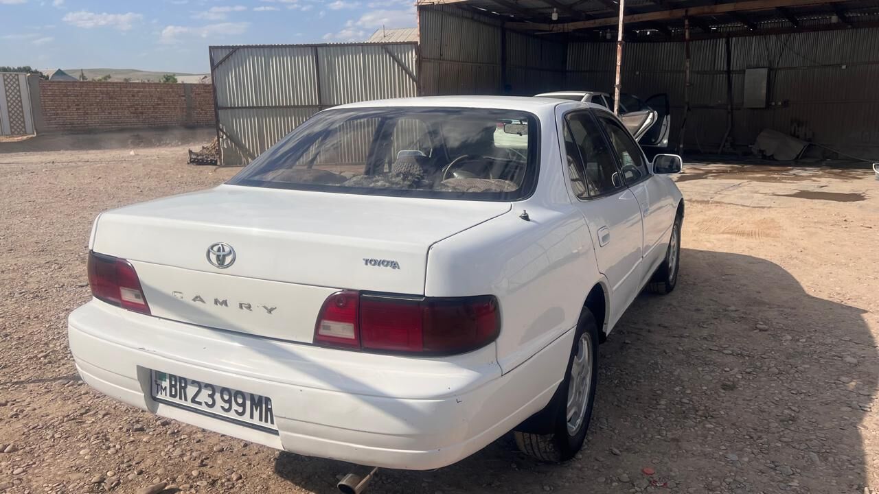 Toyota Camry 1994 - 70 000 TMT - Тагтабазар - img 7