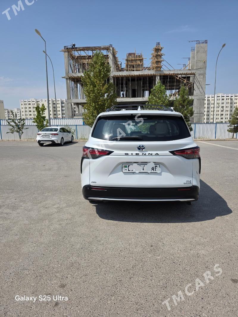 Toyota Sienna 2022 - 520 000 TMT - Ашхабад - img 4