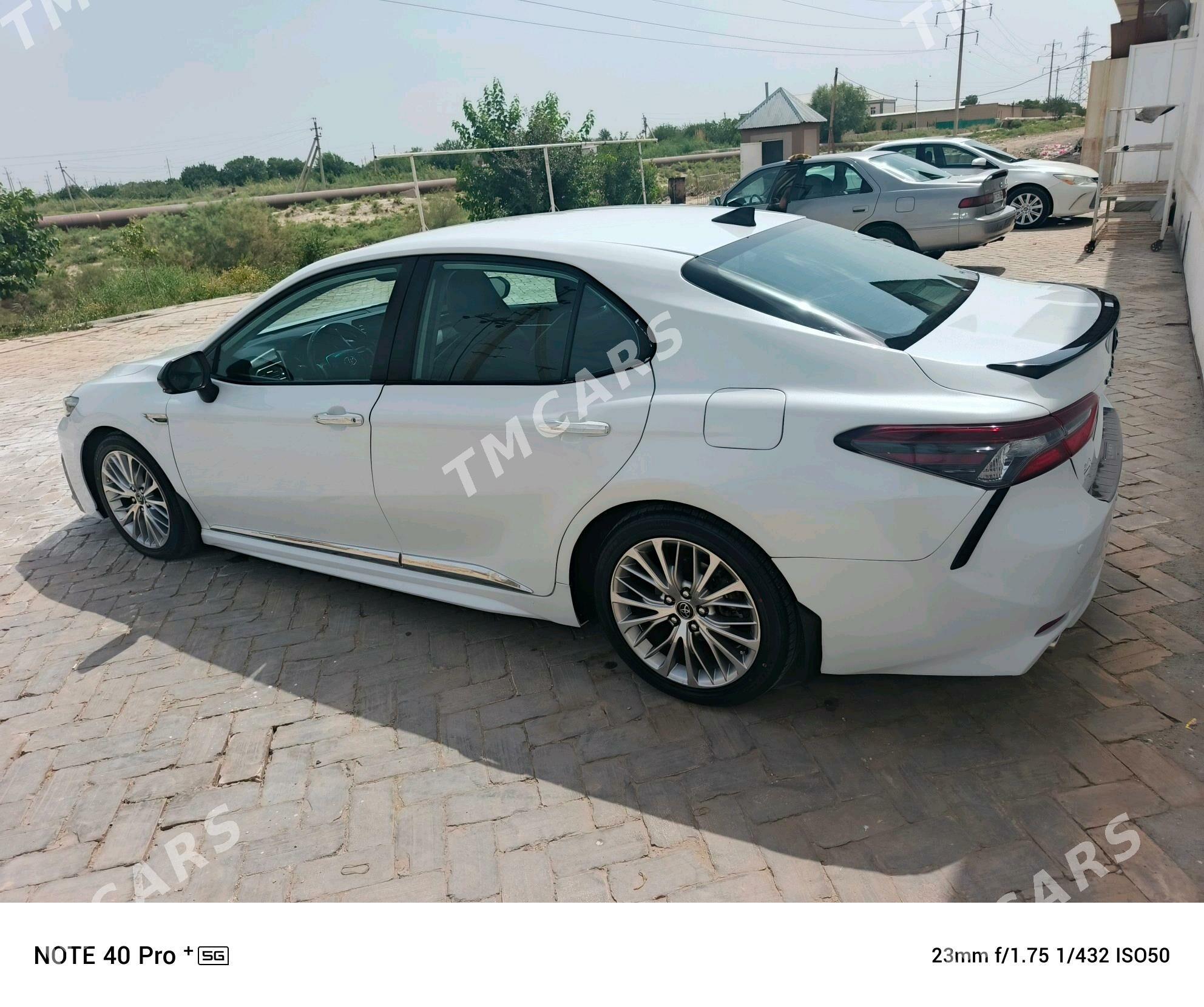 Toyota Camry 2022 - 330 000 TMT - Baýramaly - img 4