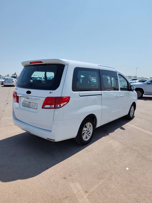 Toyota Hiace 2019 - 190 000 TMT - Aşgabat - img 3