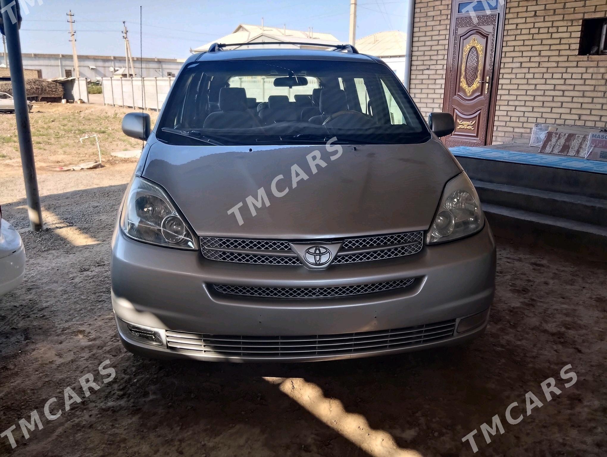Toyota Sienna 2004 - 170 000 TMT - Murgap - img 4