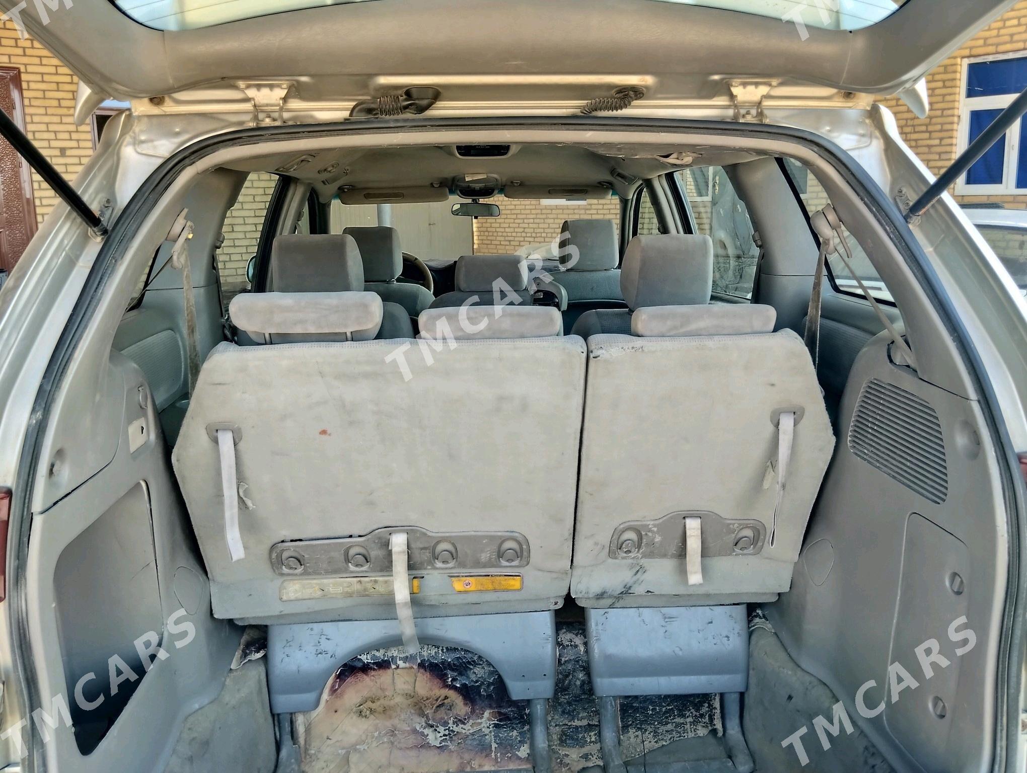 Toyota Sienna 2004 - 170 000 TMT - Murgap - img 7