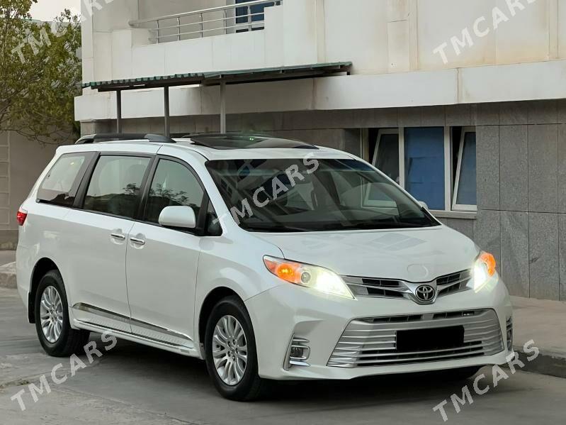 Toyota Sienna 2018 - 440 000 TMT - Туркменбаши - img 3