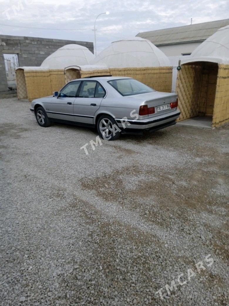 BMW 535 1990 - 40 000 TMT - Esenguly - img 3