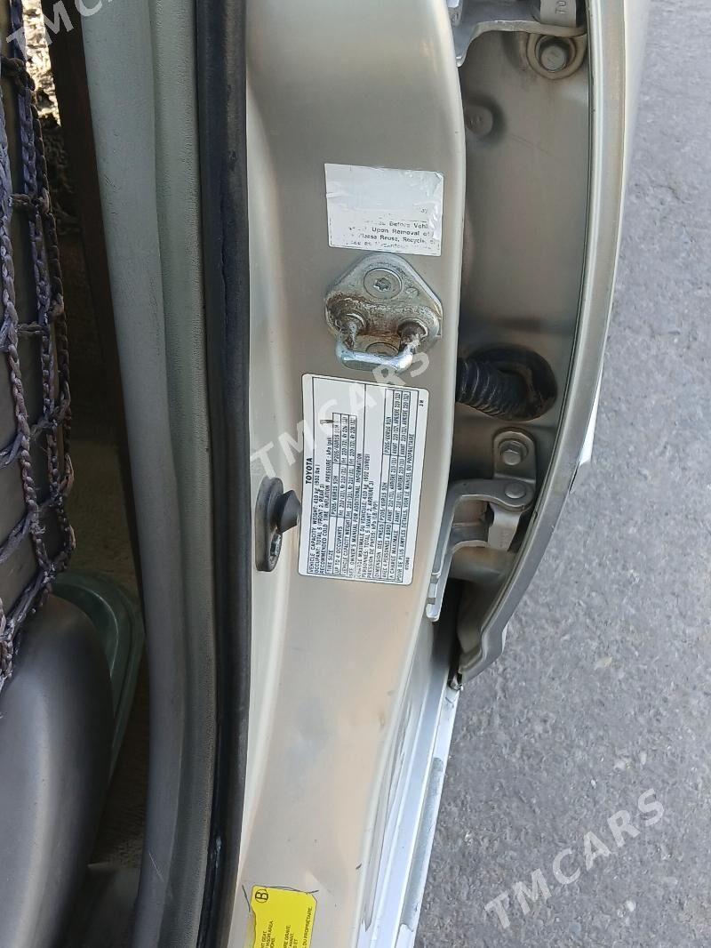 Toyota Avalon 2001 - 195 000 TMT - Çärjew - img 4