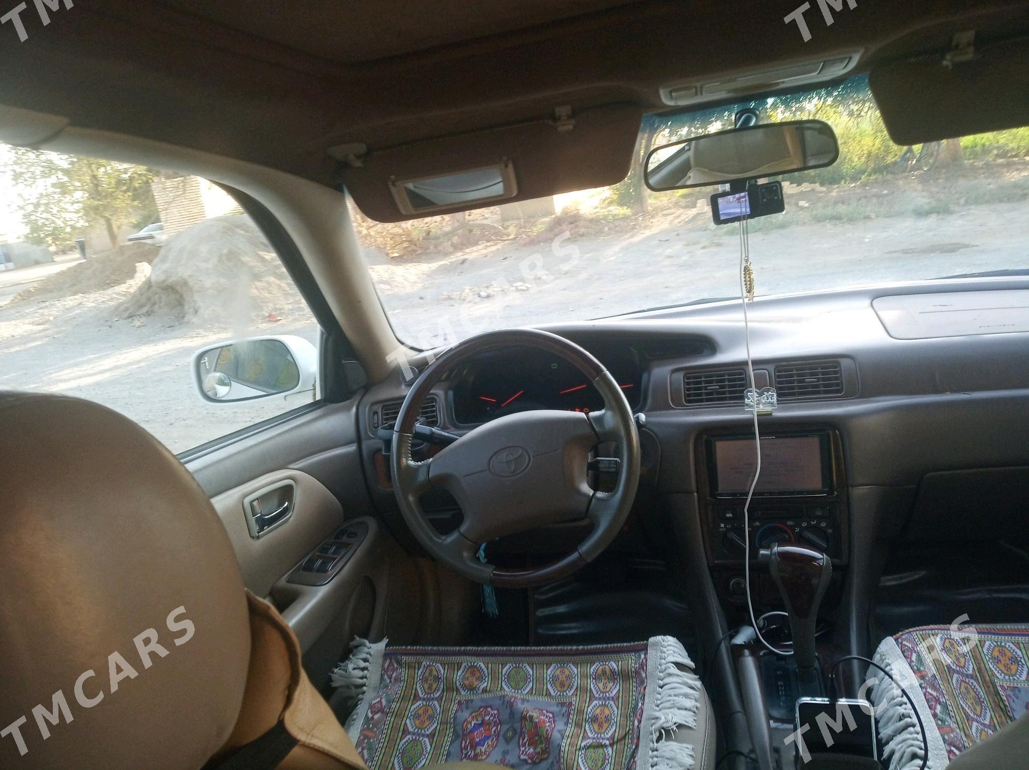Toyota Camry 1997 - 130 000 TMT - Ёлётен - img 2