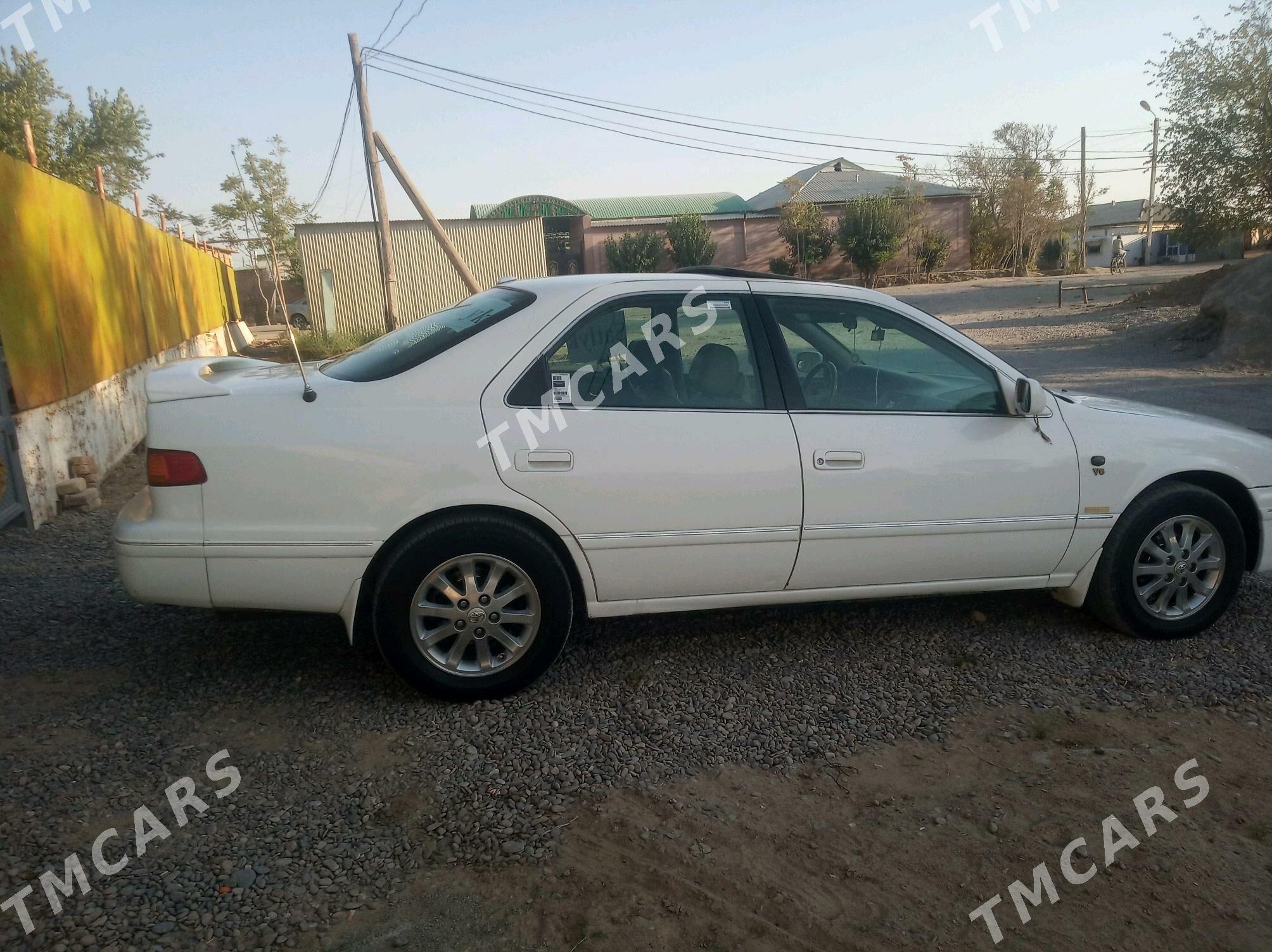 Toyota Camry 1997 - 130 000 TMT - Ёлётен - img 7