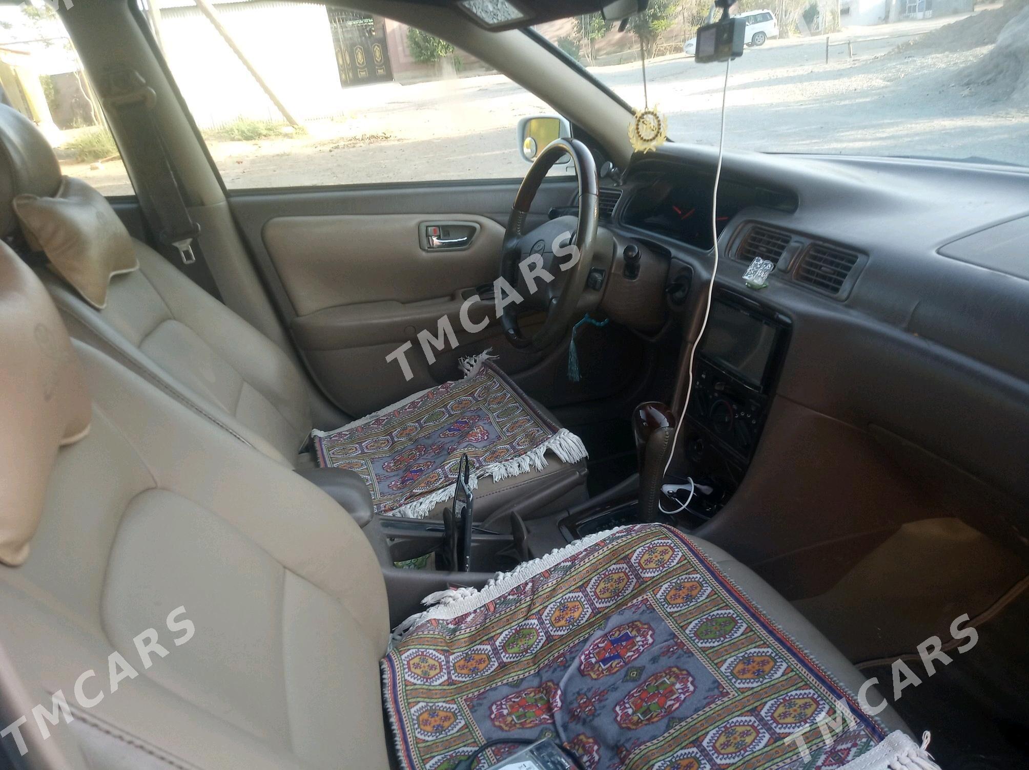 Toyota Camry 1997 - 130 000 TMT - Ёлётен - img 10