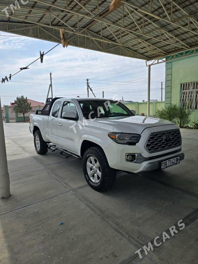 Toyota Tacoma 2018 - 360 000 TMT - Балканабат - img 2