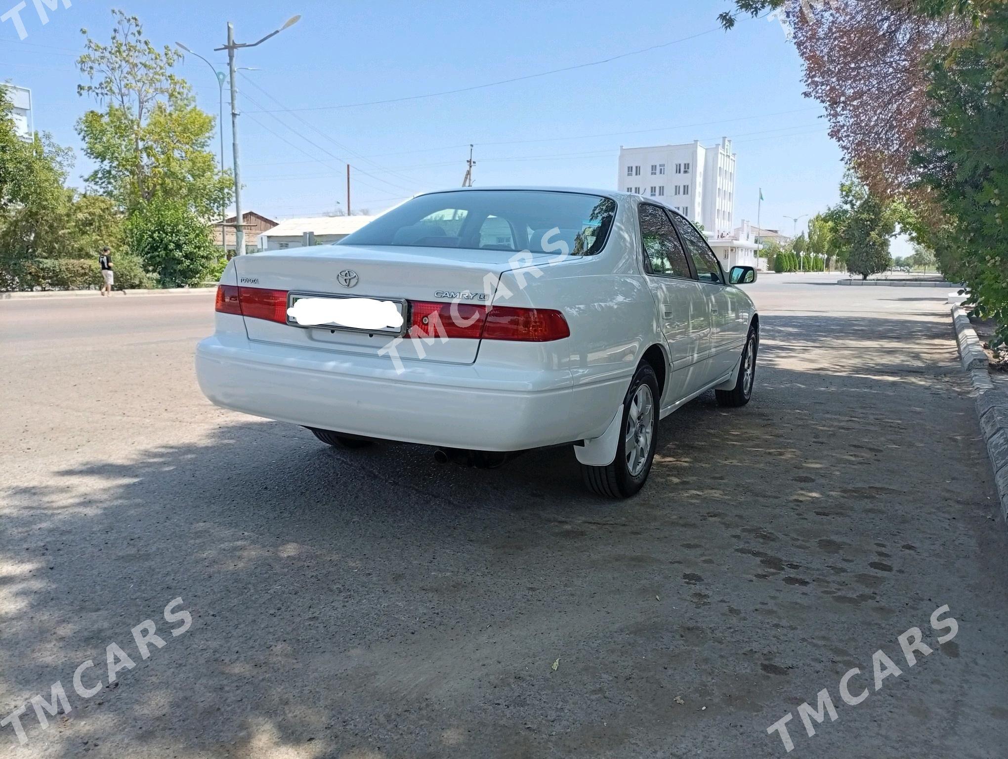 Toyota Camry 2001 - 174 000 TMT - Daşoguz - img 3