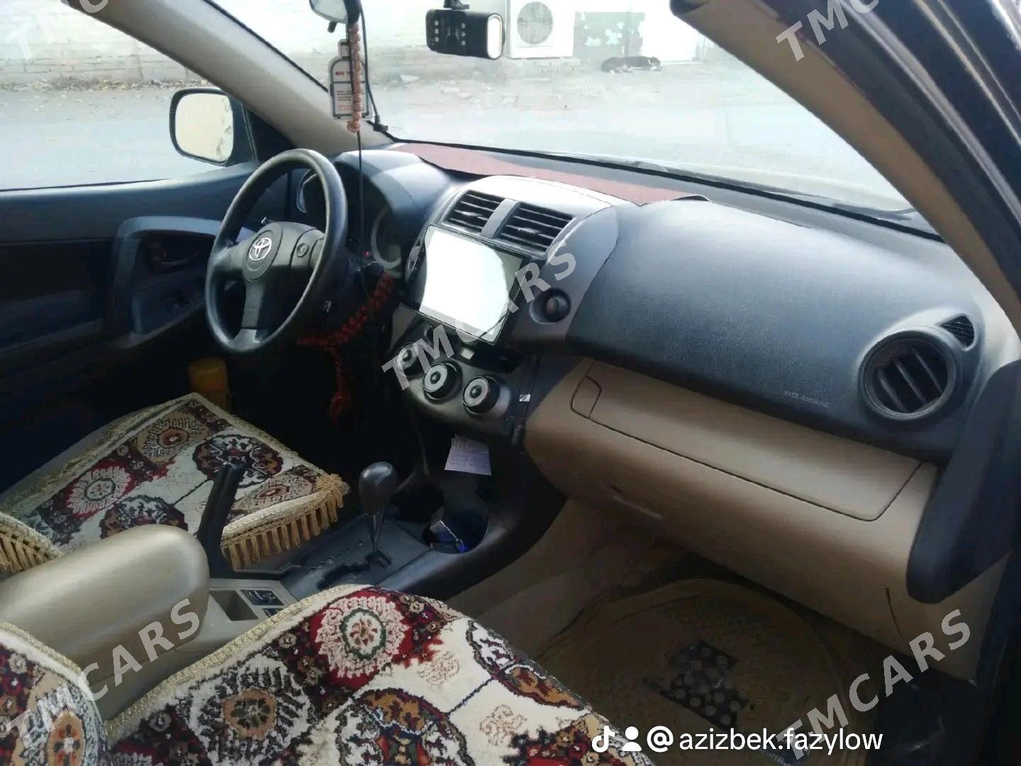 Toyota RAV4 2010 - 170 000 TMT - Керки - img 6