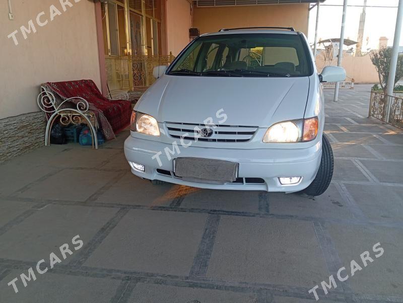 Toyota Sienna 2003 - 175 000 TMT - Мары - img 2