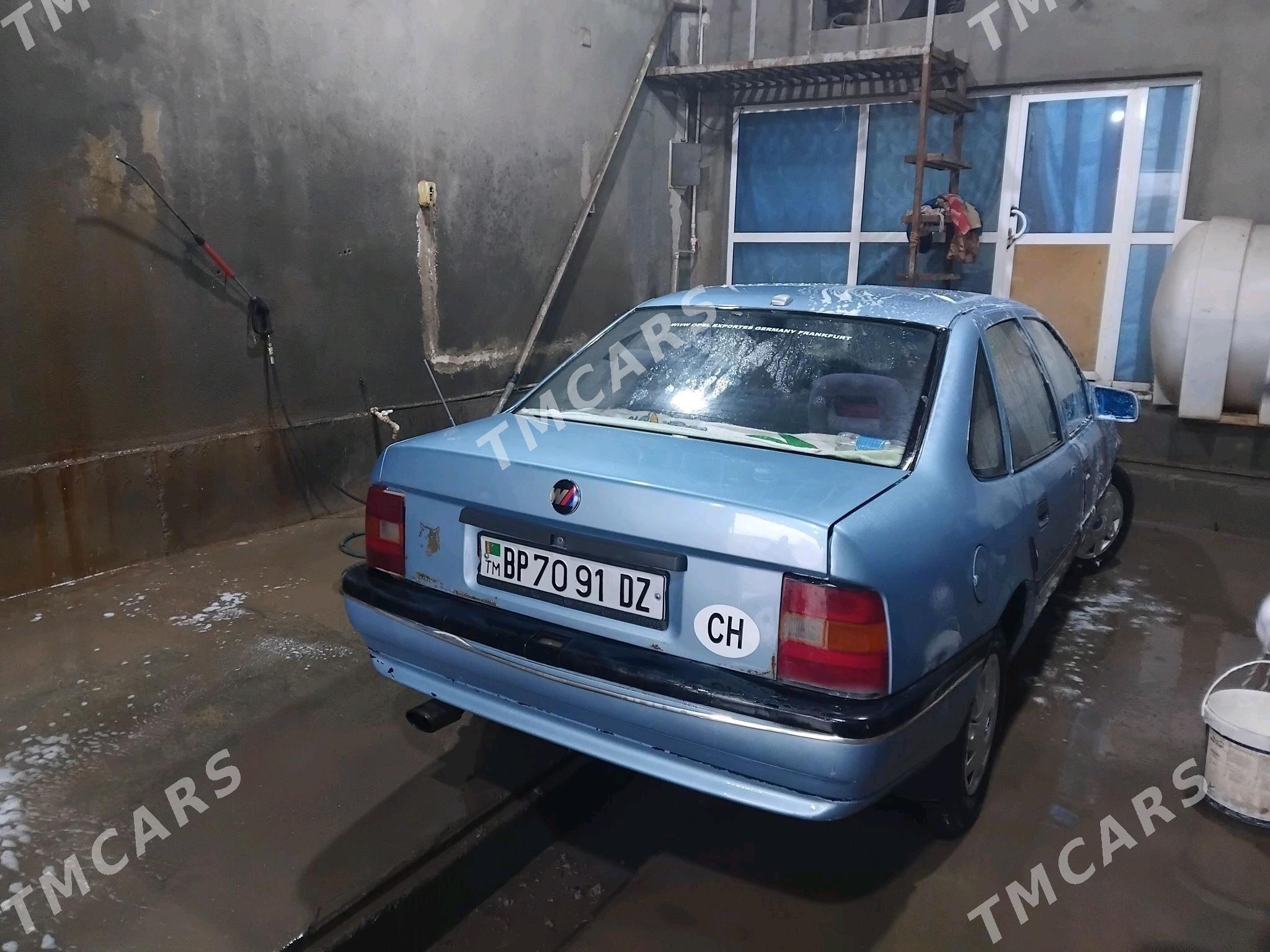 Opel Astra 1990 - 34 000 TMT - Губадаг - img 3