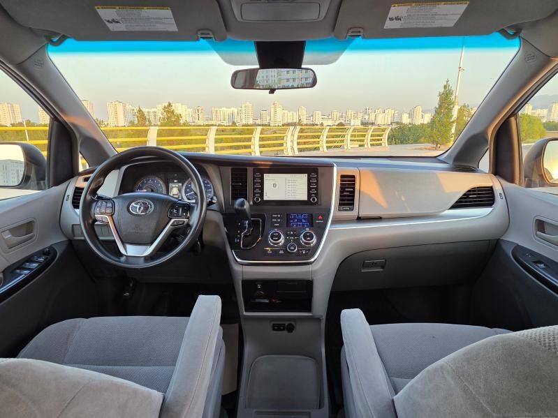 Toyota Sienna 2019 - 356 000 TMT - Ашхабад - img 7