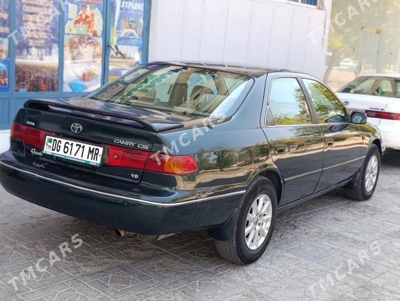 Toyota Camry 1998 - 120 000 TMT - Мары - img 5