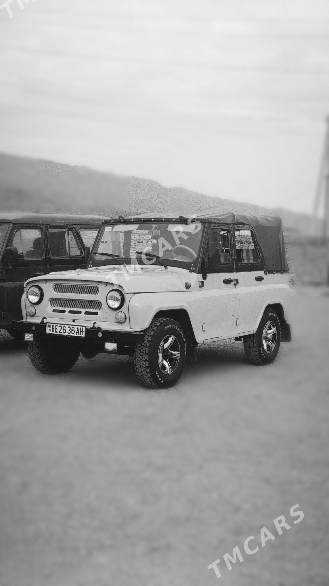 UAZ 469 2002 - 90 000 TMT - Bäherden - img 2