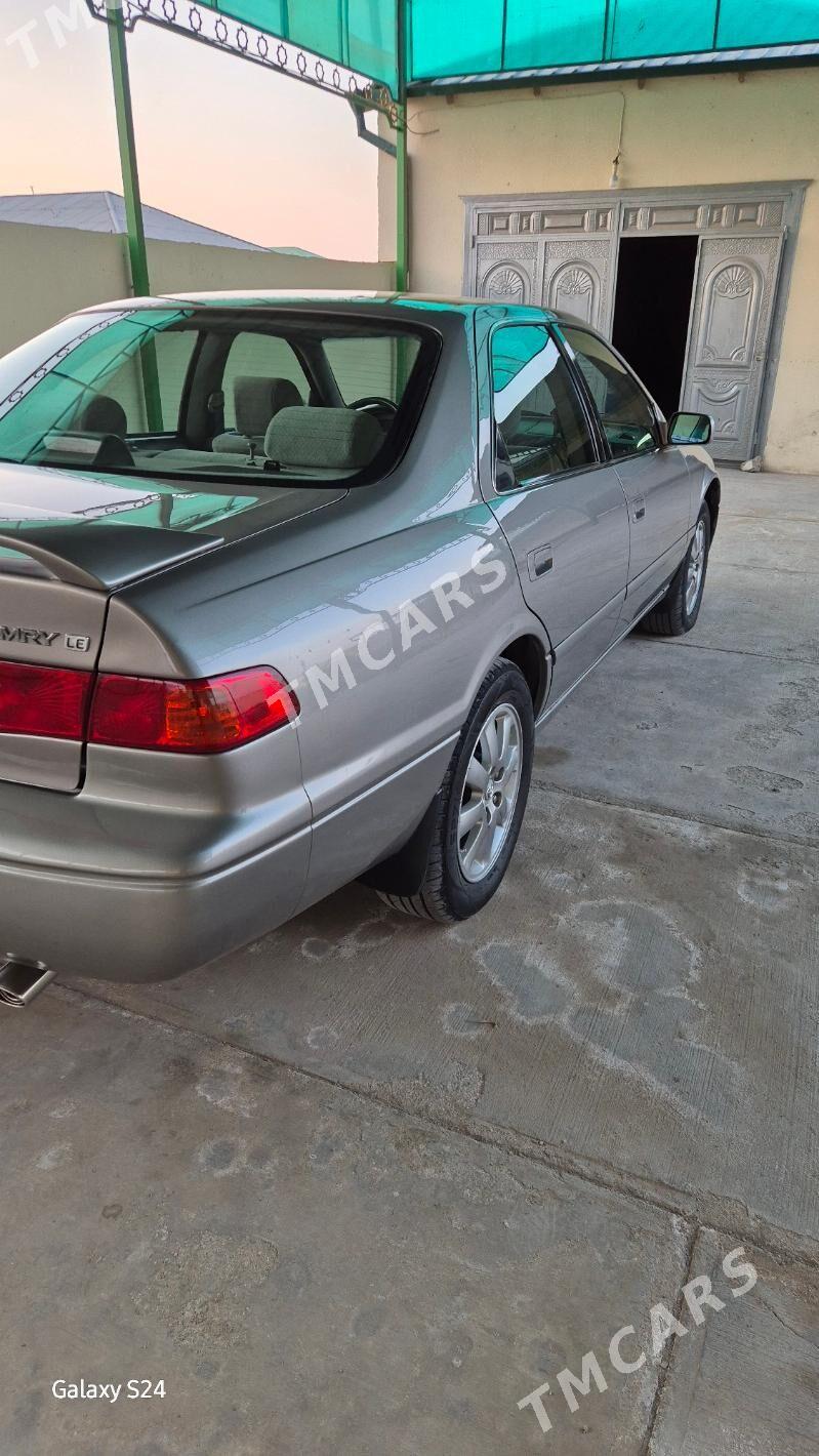 Toyota Camry 2000 - 150 000 TMT - Daşoguz - img 5
