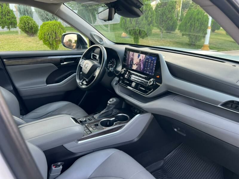 Toyota Highlander 2021 - 628 000 TMT - Aşgabat - img 8