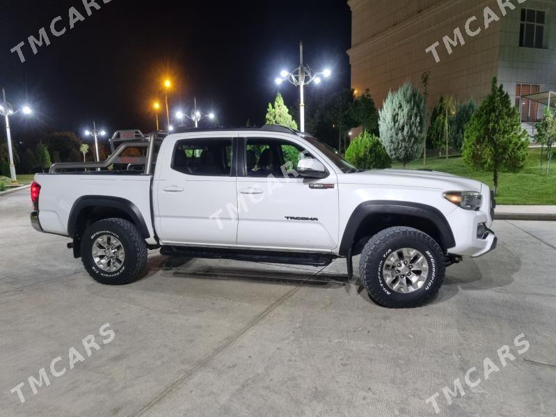 Toyota Tacoma 2018 - 380 000 TMT - Ашхабад - img 2