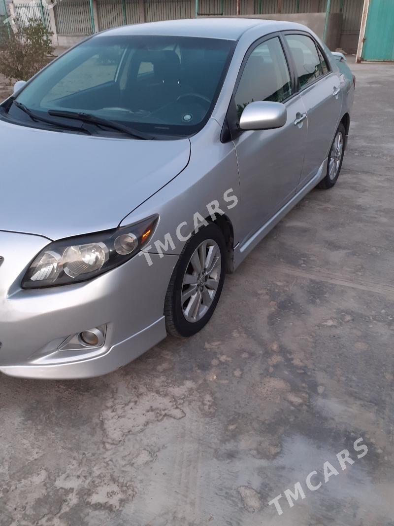 Toyota Corolla 2010 - 148 000 TMT - Тязе заман - img 3