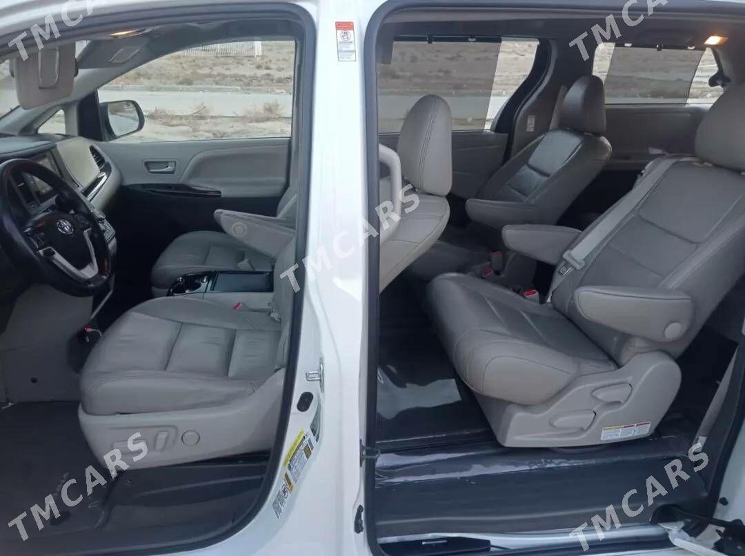Toyota Sienna 2016 - 369 000 TMT - Балканабат - img 6