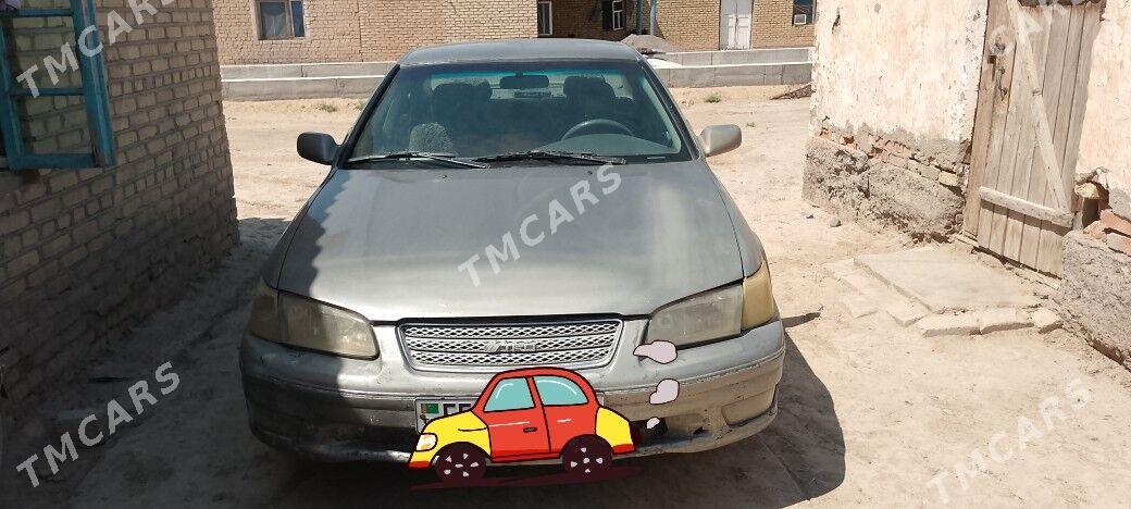 Toyota Camry 1999 - 130 000 TMT - Ёлётен - img 2