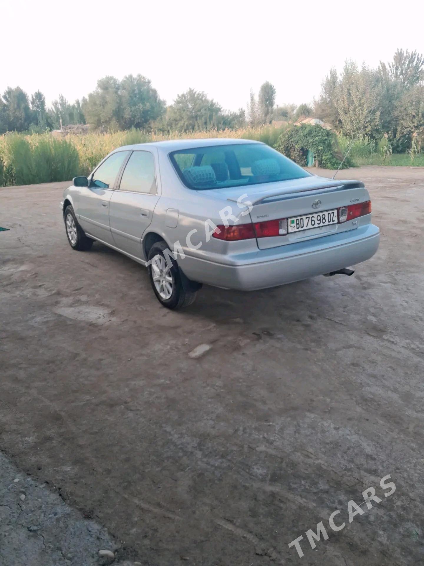 Toyota Camry 2000 - 150 000 TMT - Köneürgenç - img 4