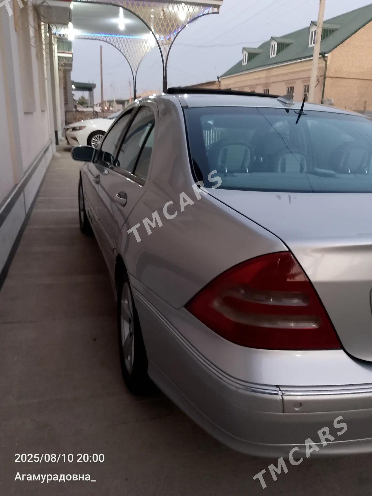 Mercedes-Benz C320 2003 - 100 000 TMT - Türkmenabat - img 6