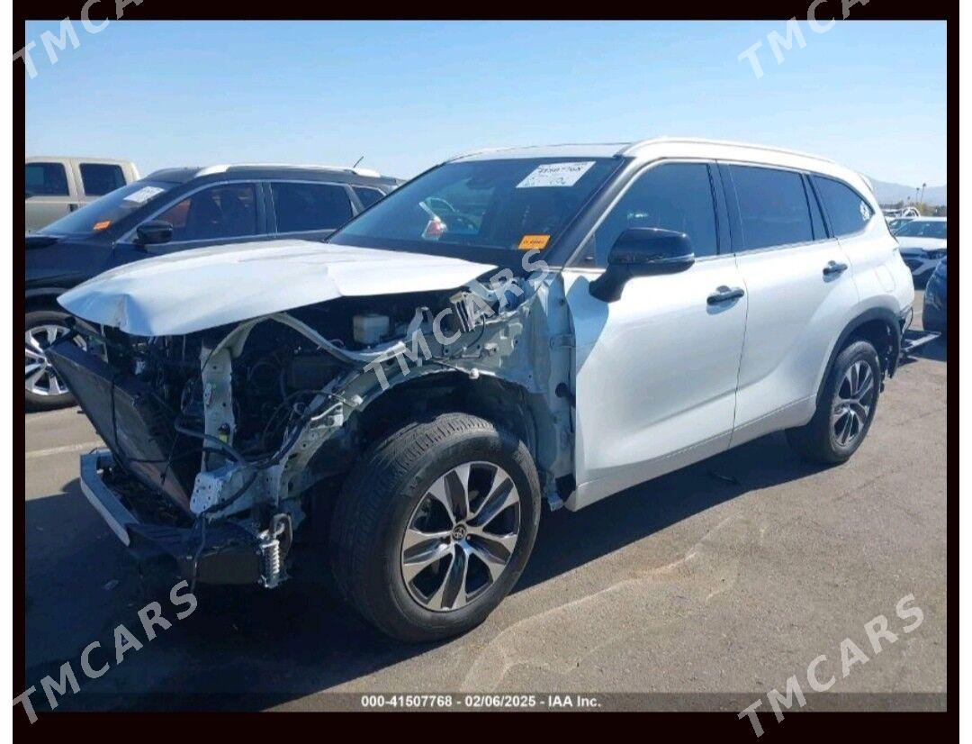 Toyota Highlander 2022 - 560 000 TMT - Мары - img 8