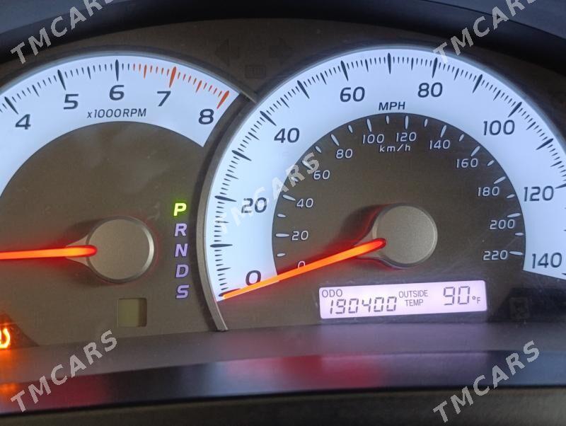 Toyota Camry 2011 - 200 000 TMT - Байрамали - img 2
