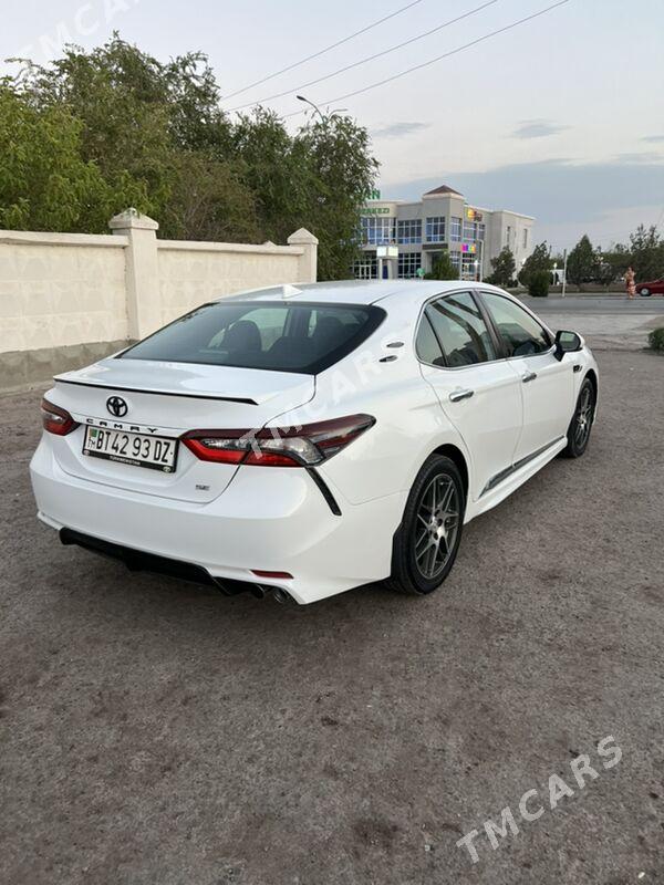 Toyota Camry 2022 - 285 000 TMT - Дашогуз - img 3
