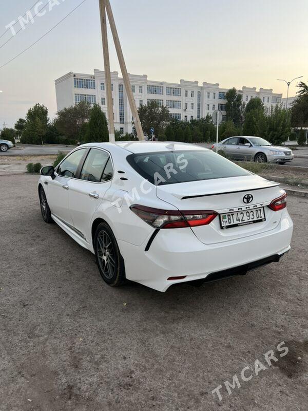 Toyota Camry 2022 - 285 000 TMT - Дашогуз - img 6