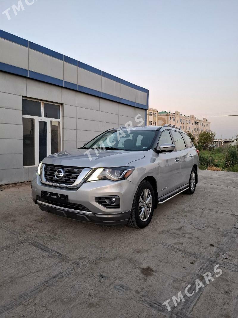Nissan Pathfinder 2018 - 290 000 TMT - Мары - img 6