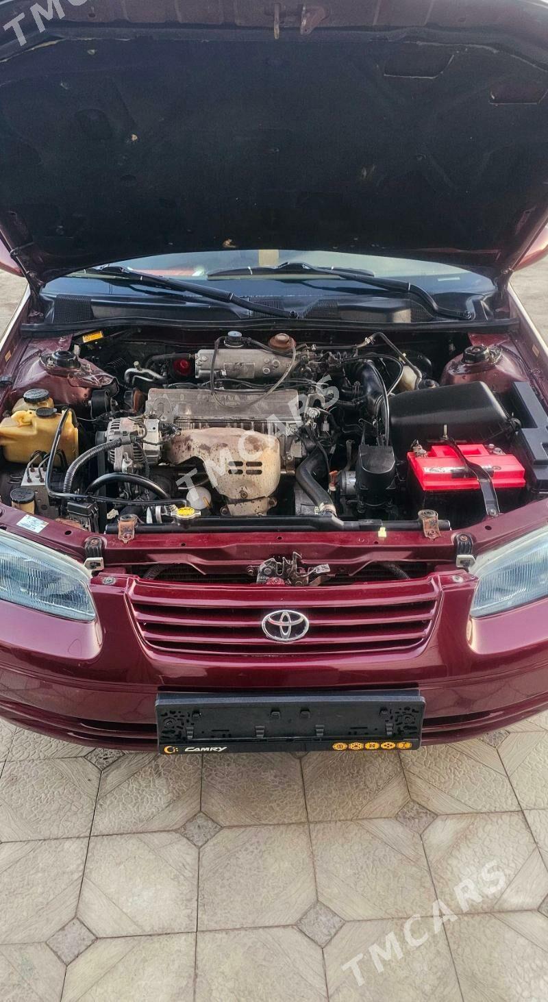 Toyota Camry 1998 - 130 000 TMT - Şabat etr. - img 2