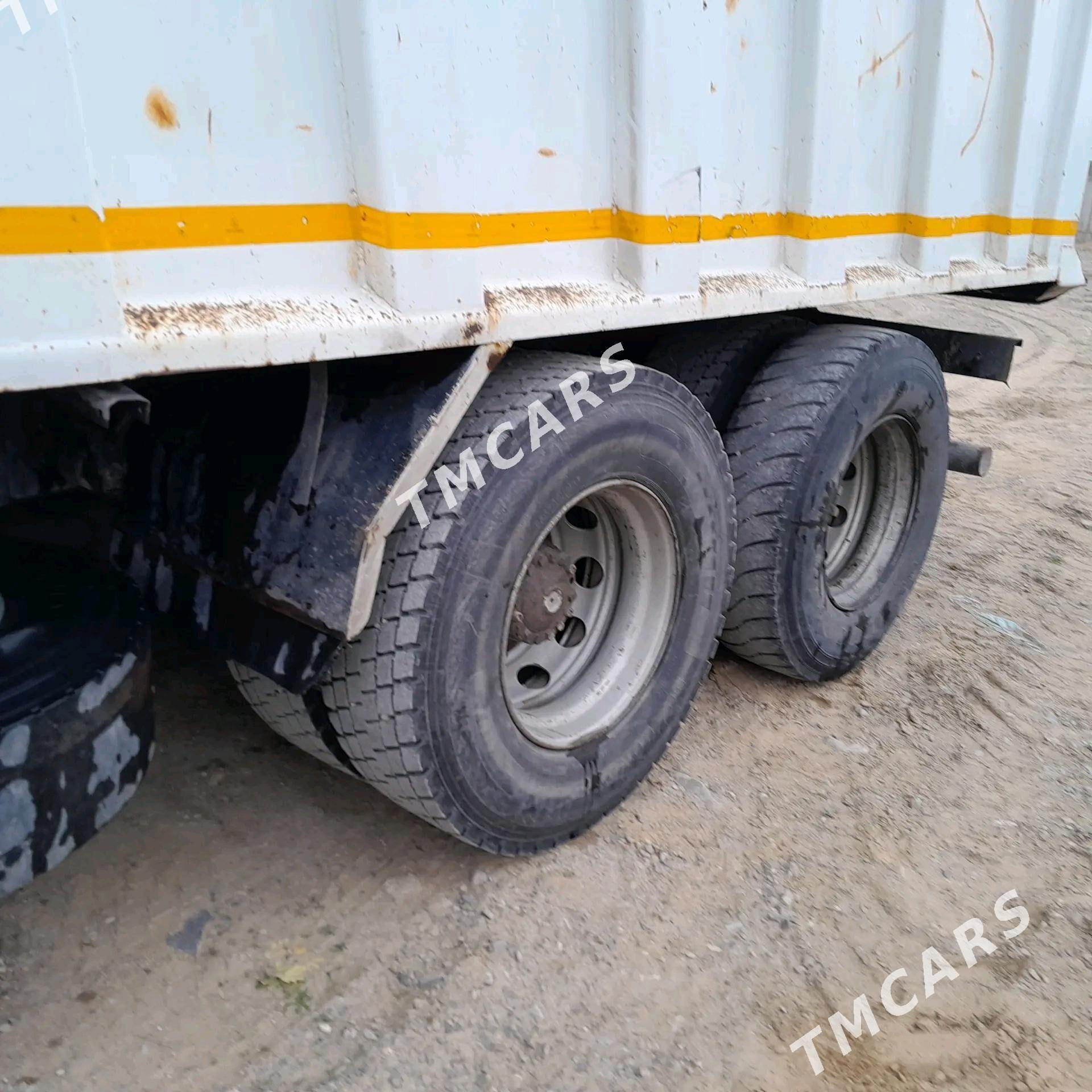 Ford Cargo 3535D 2010 - 440 000 TMT - Aşgabat - img 2