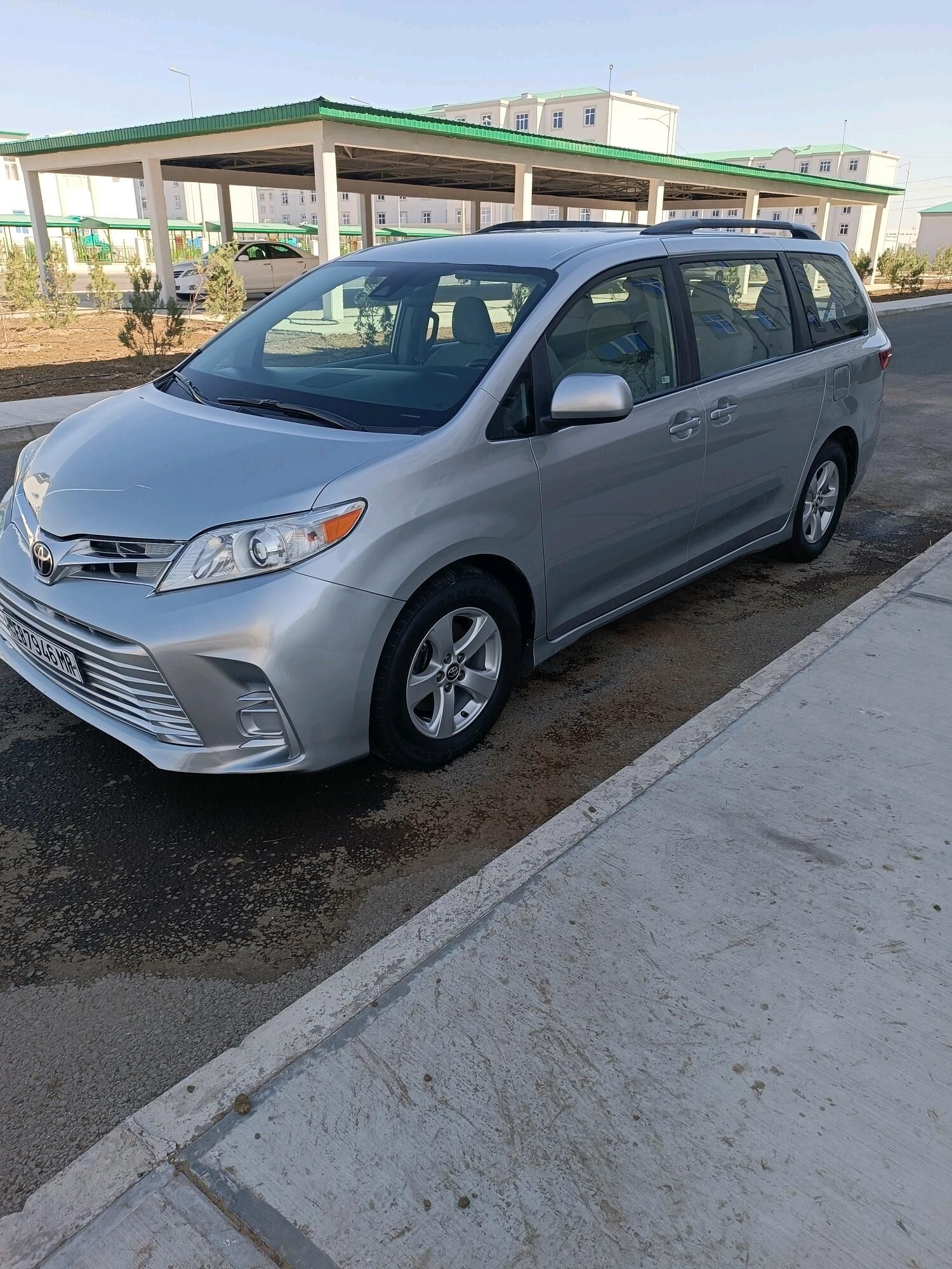 Toyota Sienna 2019 - 400 000 TMT - Векильбазар - img 6