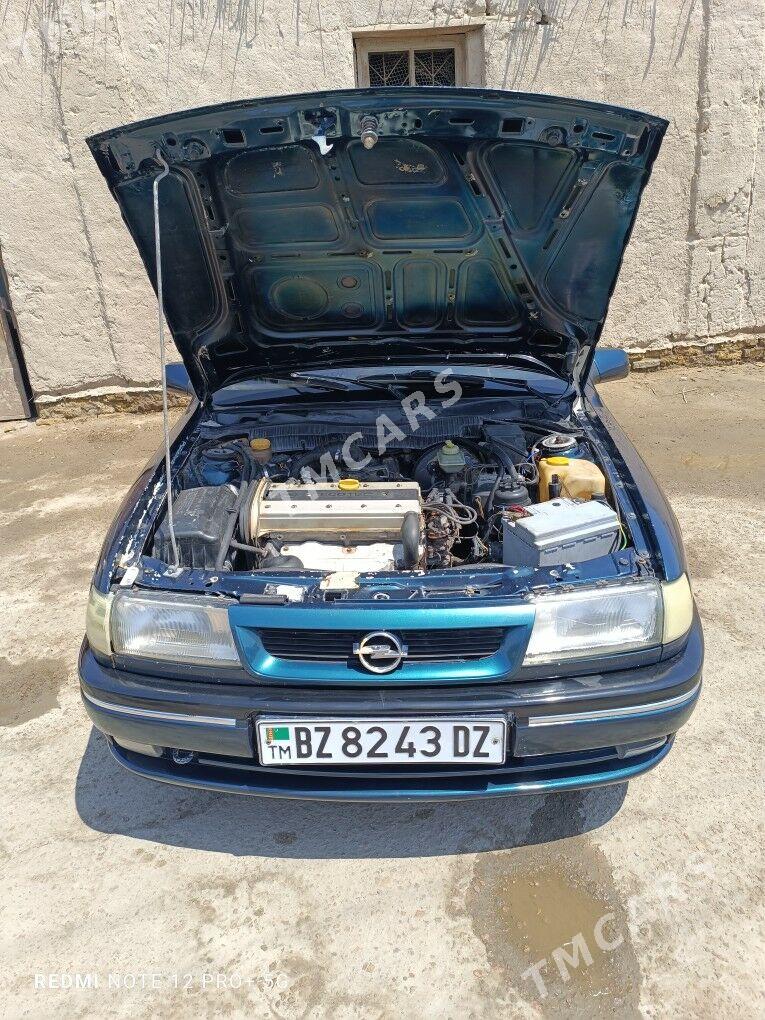 Opel Vectra 1994 - 48 000 TMT - Şabat etr. - img 8