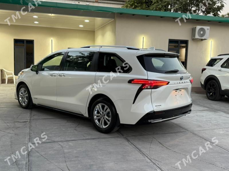 Toyota Sienna 2021 - 695 000 TMT - Aşgabat - img 4