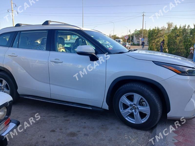 Toyota Highlander 2021 - 510 000 TMT - Köneürgenç - img 2
