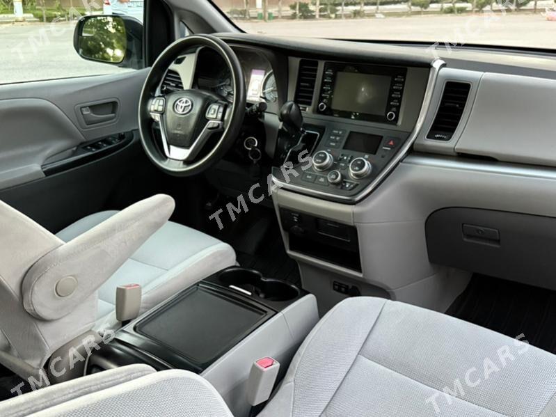 Toyota Sienna 2018 - 350 000 TMT - Ашхабад - img 8