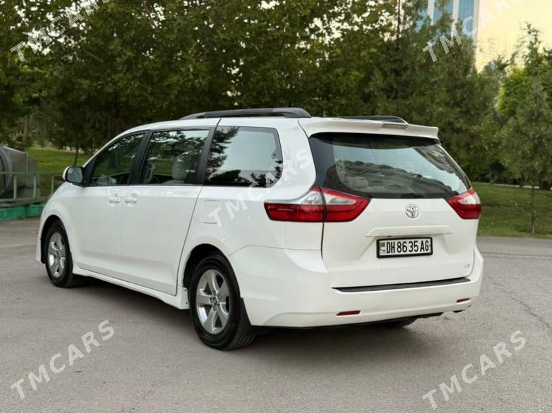 Toyota Sienna 2018 - 350 000 TMT - Ашхабад - img 9