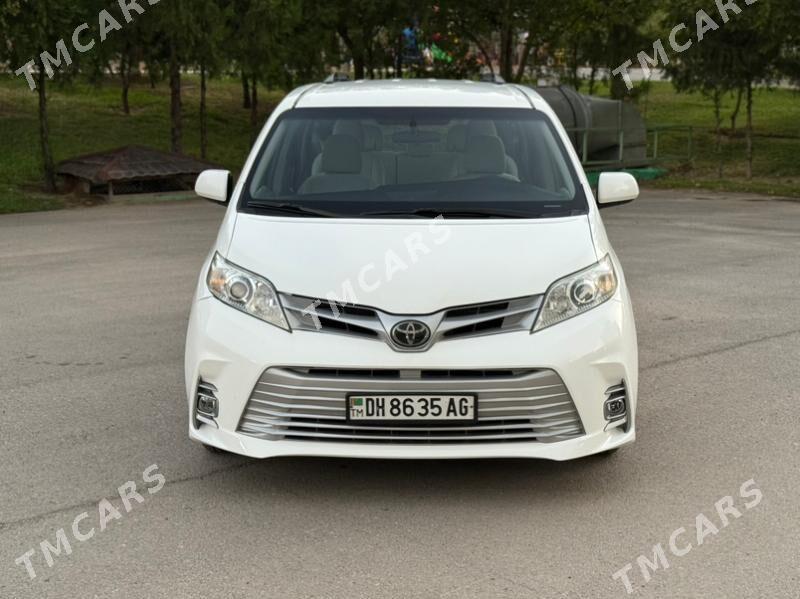 Toyota Sienna 2018 - 350 000 TMT - Ашхабад - img 4