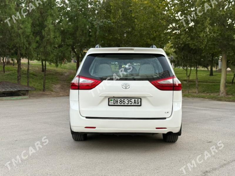 Toyota Sienna 2018 - 350 000 TMT - Ашхабад - img 3