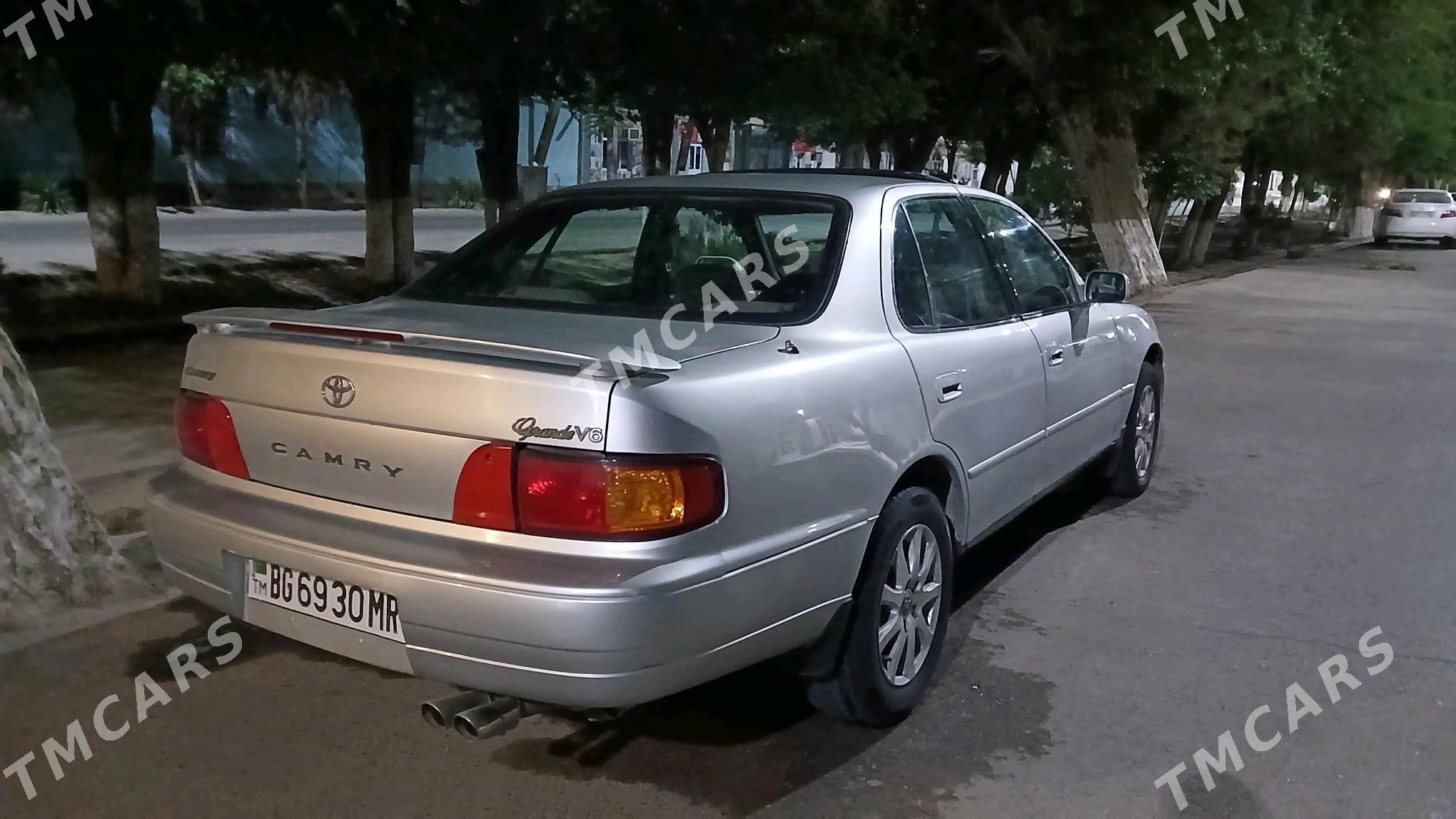 Toyota Camry 1993 - 80 000 TMT - Ýolöten - img 2