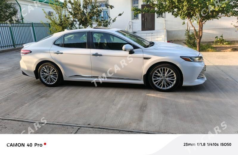 Toyota Camry 2018 - 299 000 TMT - Aşgabat - img 4