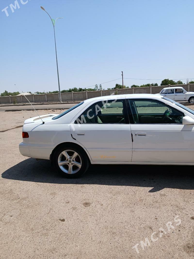 Toyota Camry 2001 - 120 000 TMT - Губадаг - img 2