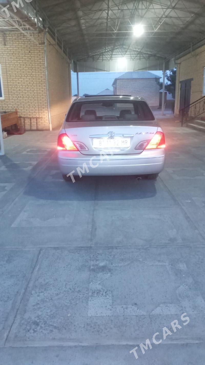 Toyota Avalon 2001 - 180 000 TMT - Мургап - img 1