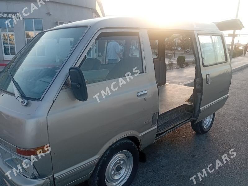 Toyota Hiace 1991 - 45 000 TMT - Murgap - img 4