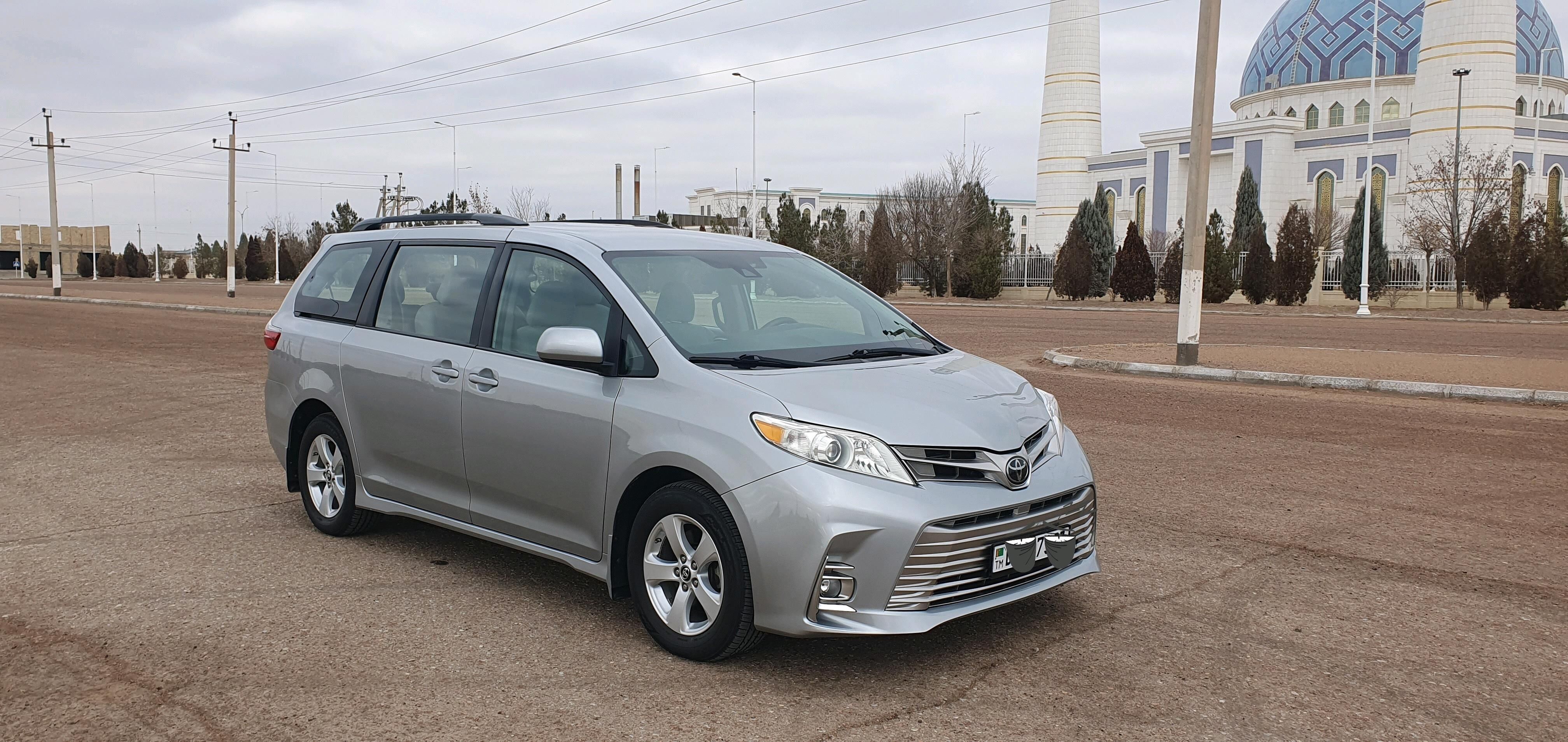 Toyota Sienna 2020 - 405 000 TMT - Daşoguz - img 3